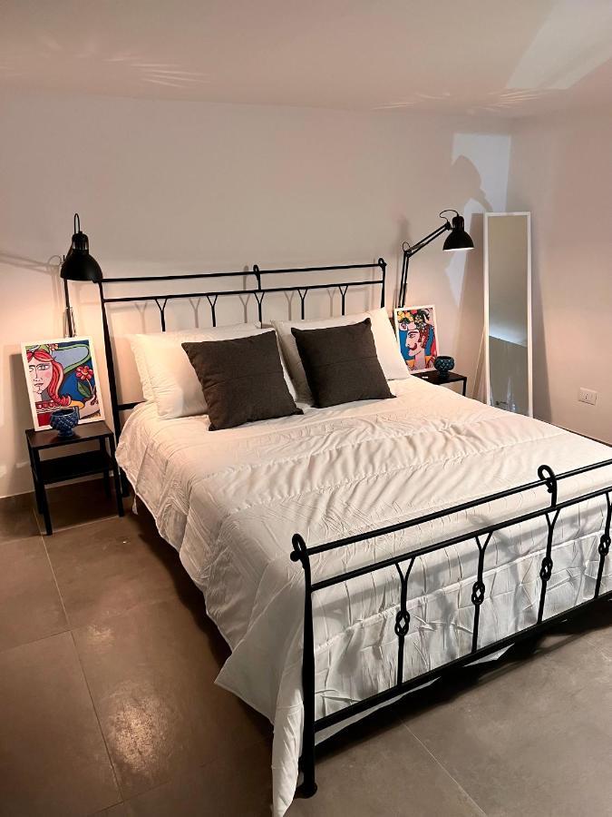 Grottebianche - Sicilian Apartment Catania Ngoại thất bức ảnh